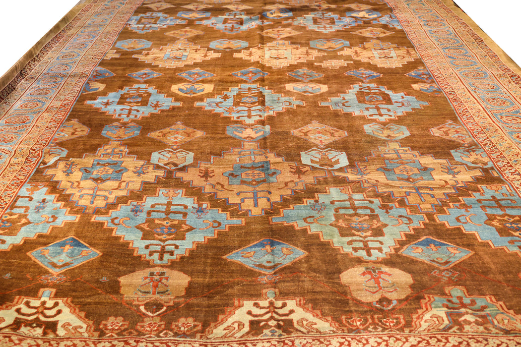 Rare and Important Camel Hair Shield Bakshaish Rug. 147 x 211 in.