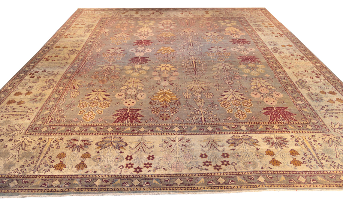Floral Indian Amritsar Rug. 120 x 150 in. image 3