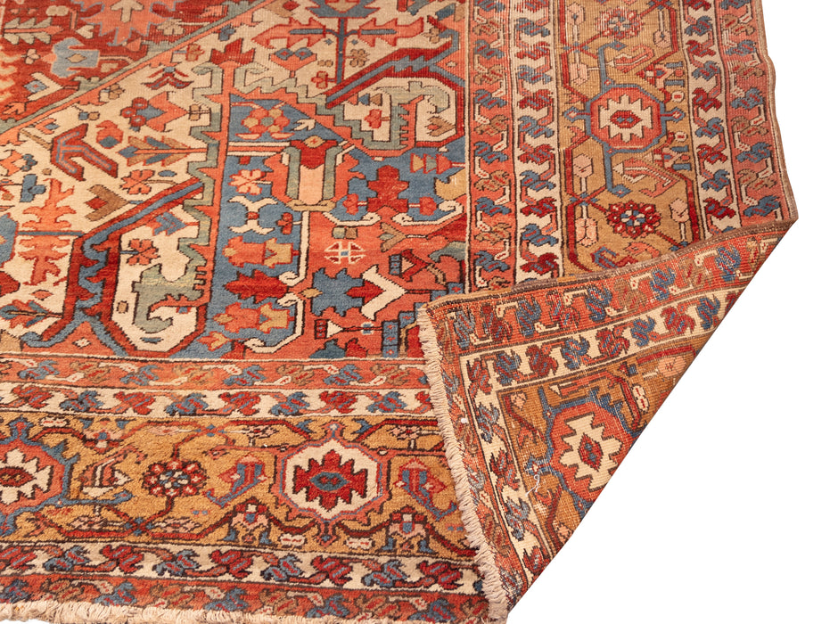 Bold Central Medallion Heriz Rug. 135 x 200 in. image 3