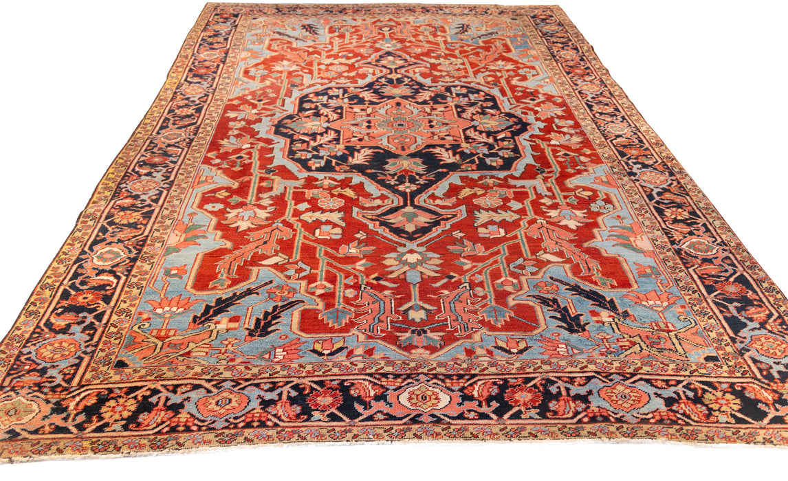 Classic Central Medallion Heriz Rug. 91 x 144 in. image 1